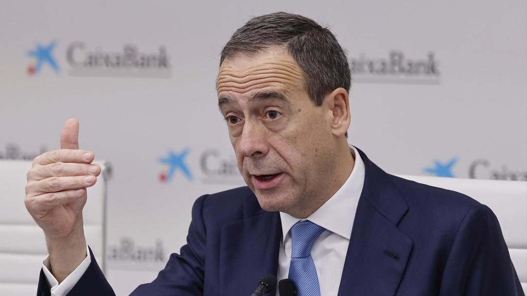 El consejero delegado de Caixabank, Gonzalo Gortázar, durante la presentación de resultados de 2025 / EP