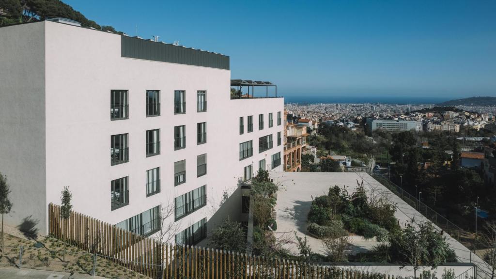 Residencia Mirador de Gràcia, en la sierra de Collserola de Barcelona