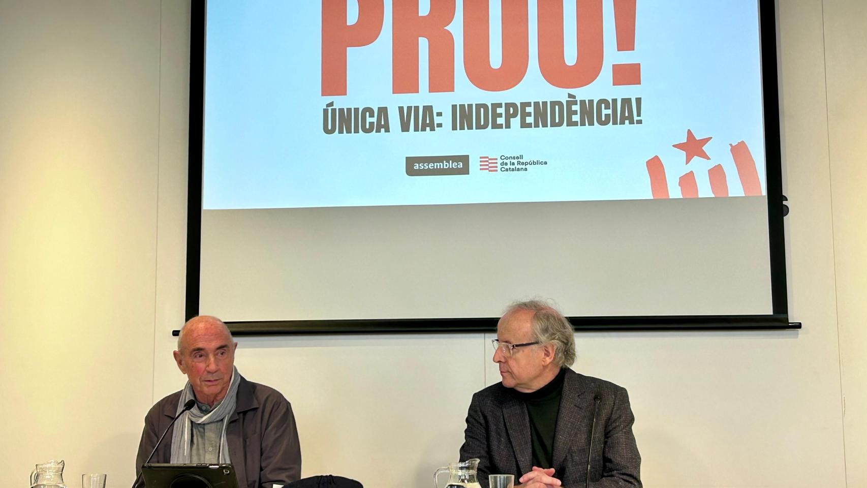 El presidente de la ANC, Lluís Llach, y el presidente del Consell de la República, Jordi Domingo