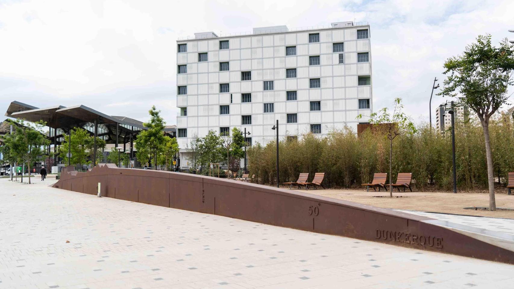 El inadvertido monumento de Glòries que guarda el secreto del origen del metro