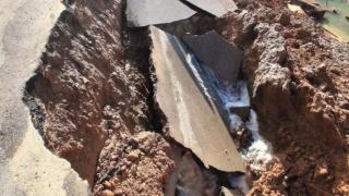 Hundimiento de la calle Pla de la Coma, en Anglès (Girona)