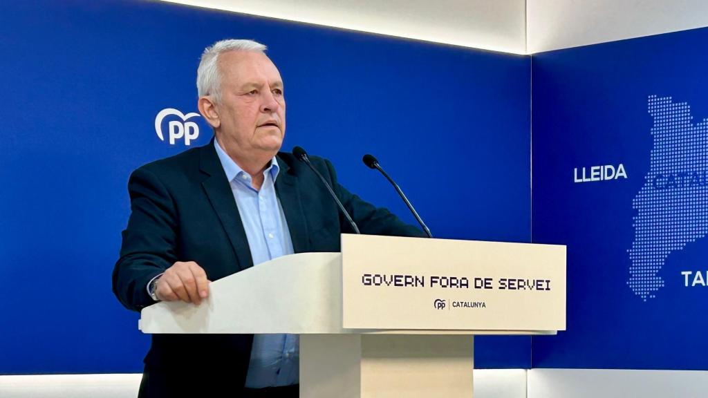 El secretario general del PP de Cataluña, Santi Rodríguez, esta mañana en la sede del partido en Barcelona