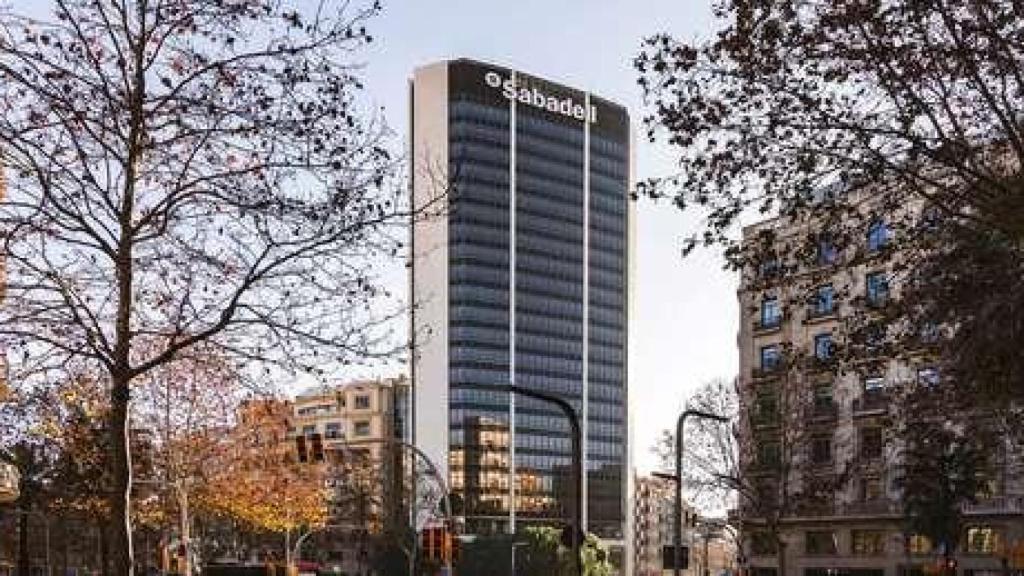 Diagonal Vertical, antigua sede del Sabadell y hoy propiedad de Hines