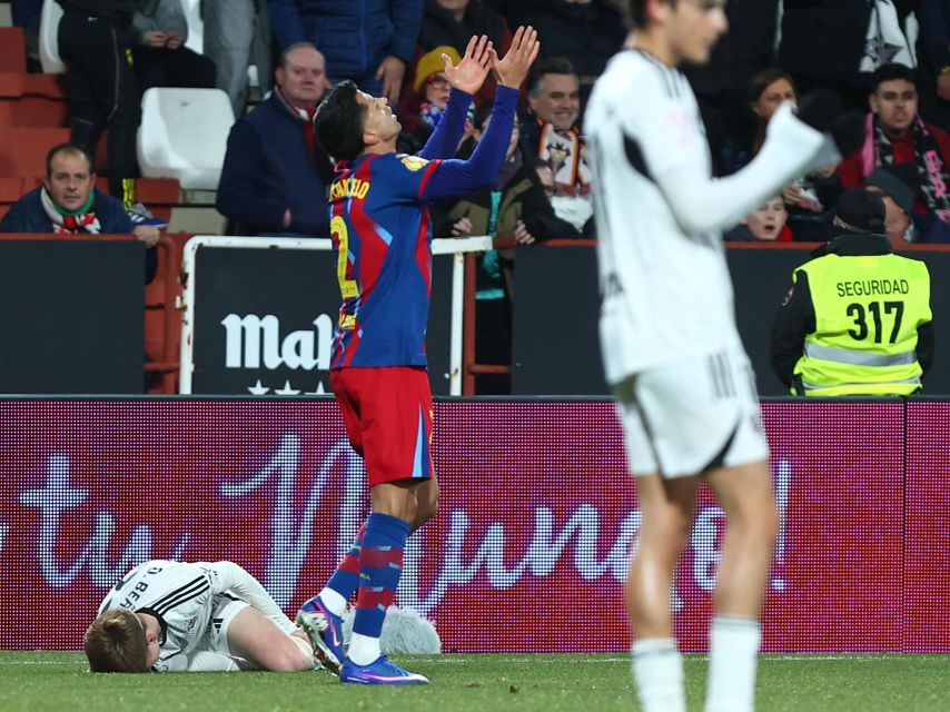 Cancelo, després de fer caure Bernabéu, a l'Albacete-Barça