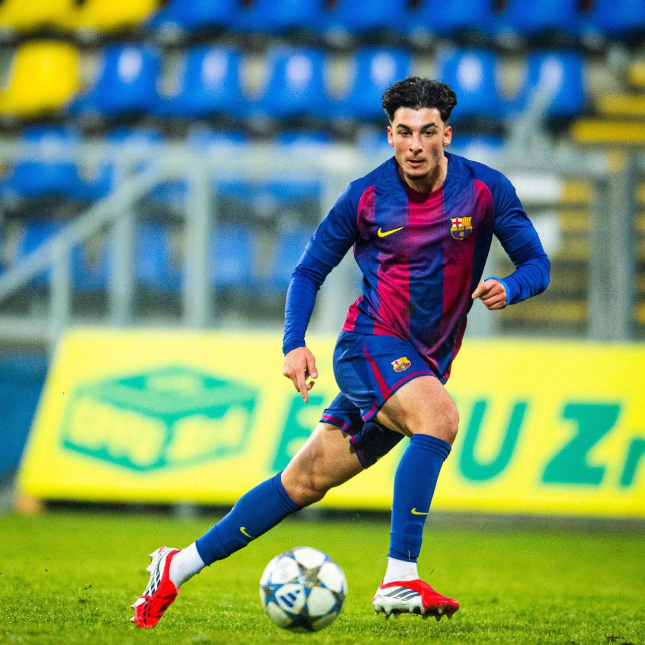 Guillermo Fernández en el Juvenil A-Maccabi Haifa de la UEFA Youth League