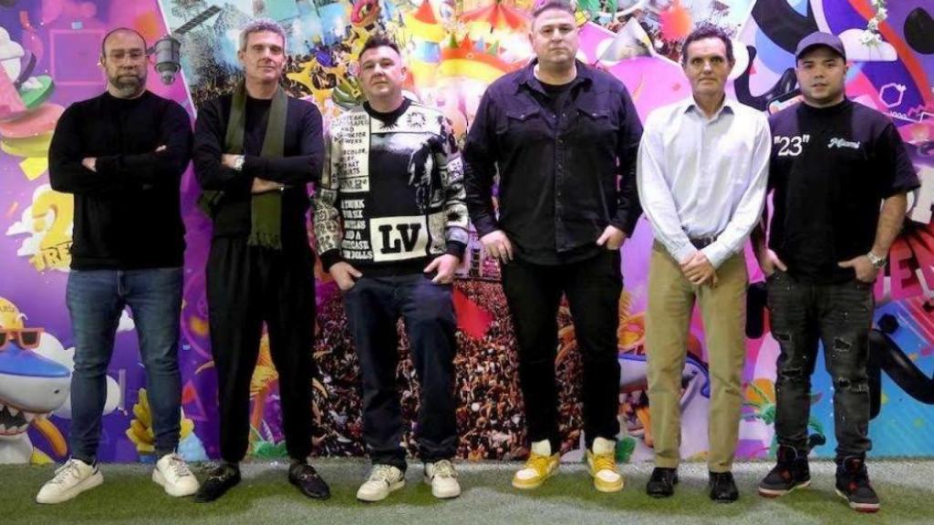 Els nous socis de RBF, d'esquerra a dreta, Raul Rojas, Gianmaria Borra Cerruti, Mattia Loetscher, Ivan Sanahuuja, Antonio Beaus i Wonder Lozano