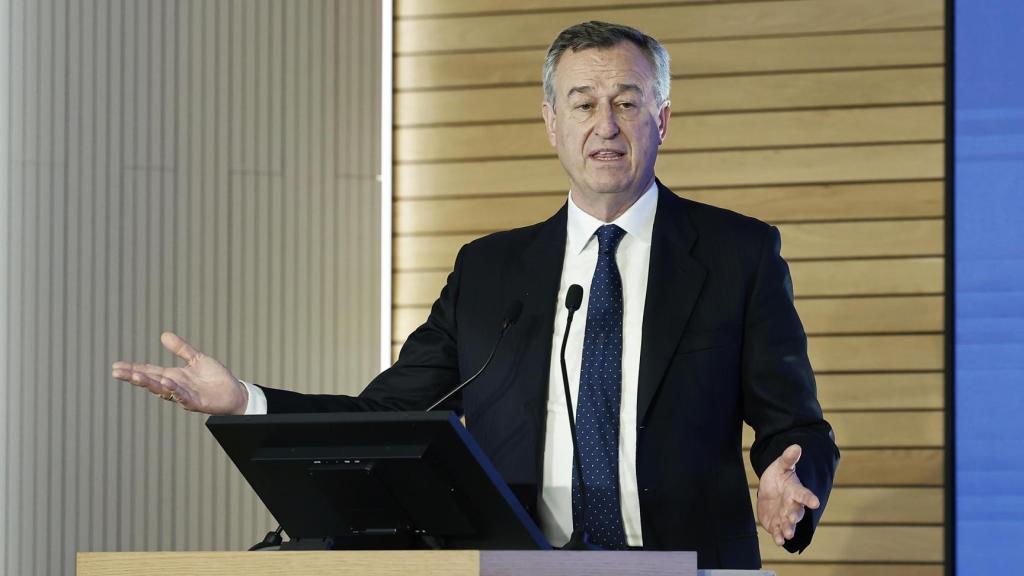 El consejero delegado del Banco Sabadell, César González-Bueno, durante la rueda de prensa ofrecida este viernes para presentar los resultados de 2025