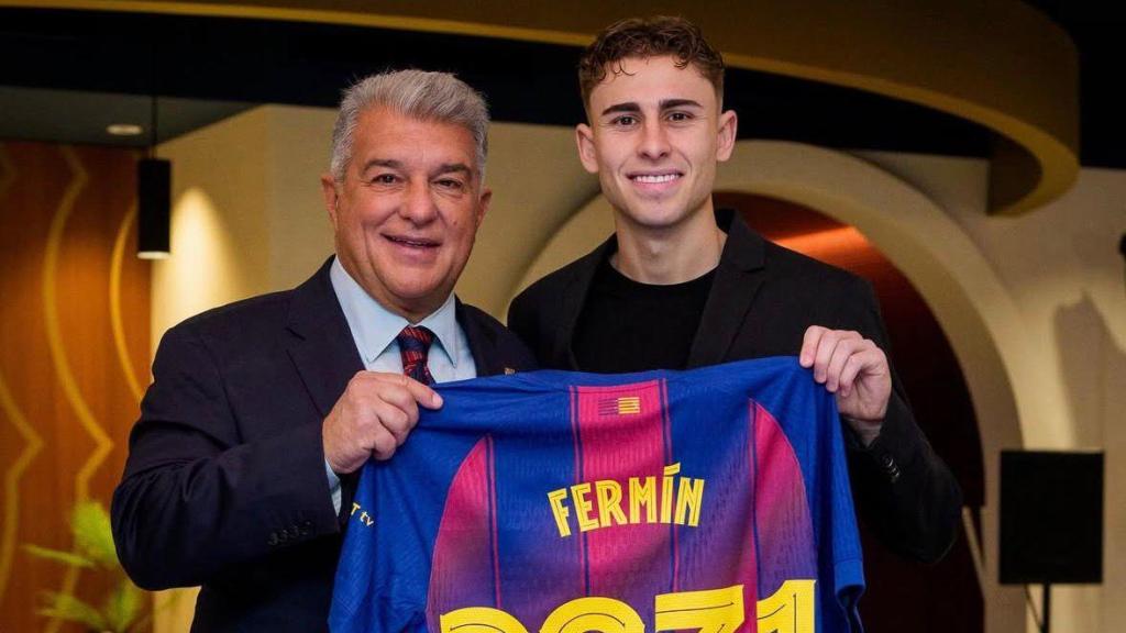 Fermín López renova amb el Barça fins al 2031