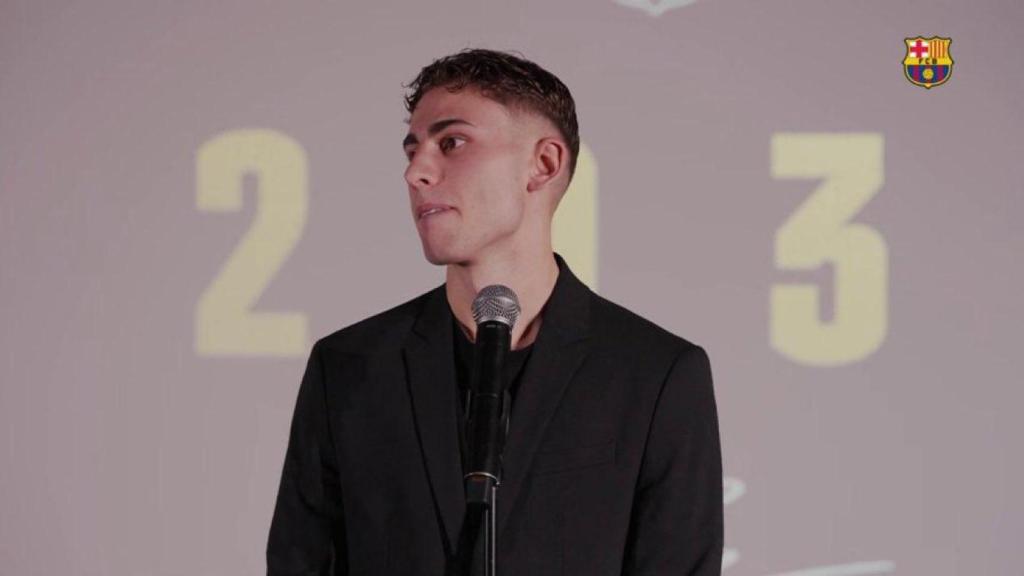 Fermín López en su acto de renovación con el Barça