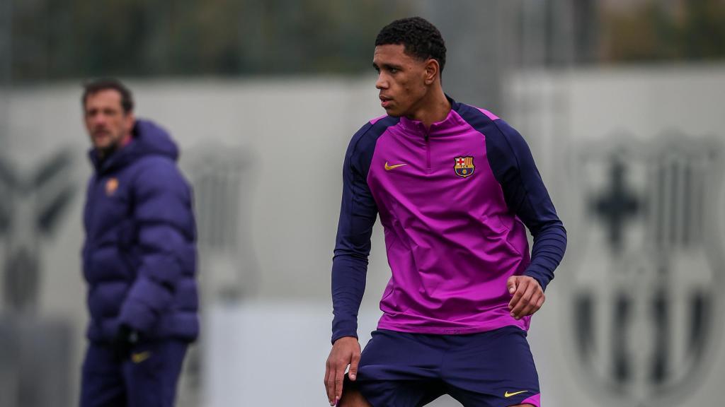 Juwensley Onstein, en un entrenamiento con el Barça B