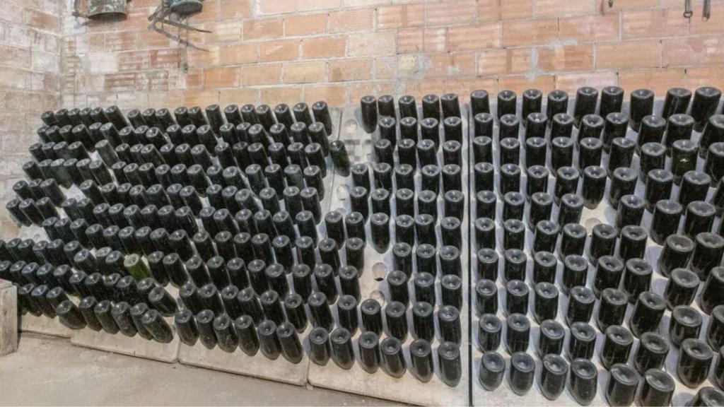 Cava de una masía en venta