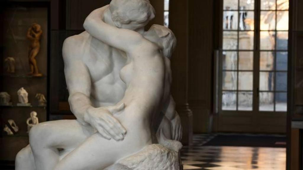 La escultura 'El beso' de Auguste Rodin