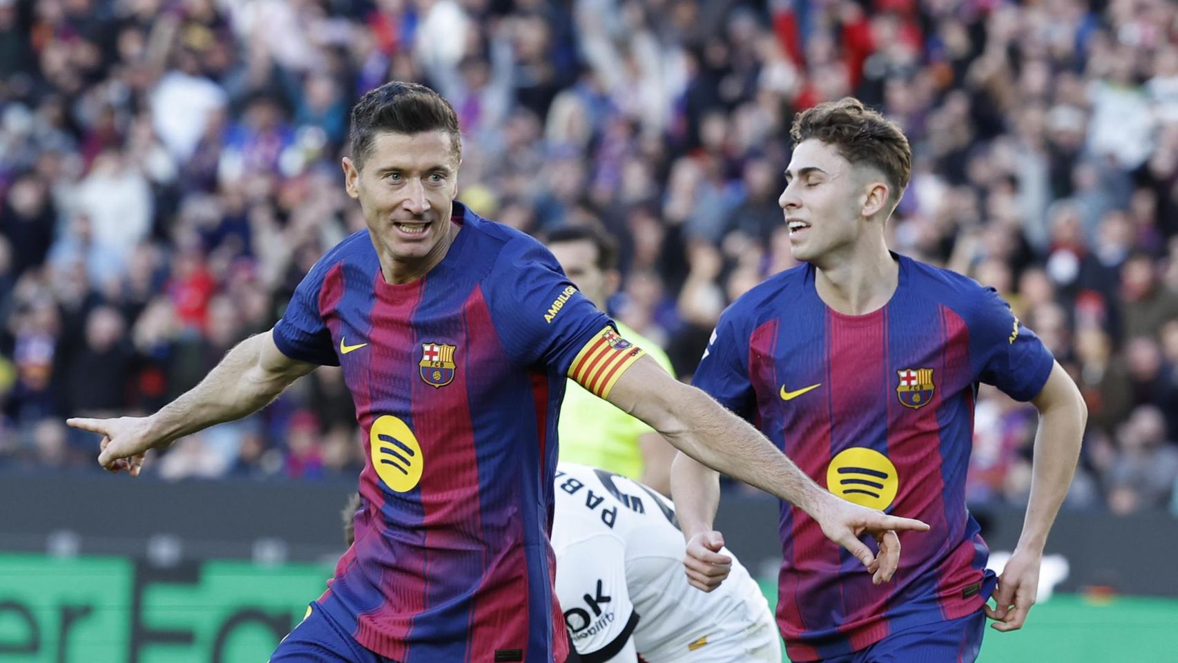 Lewandowski celebra su gol al Mallorca