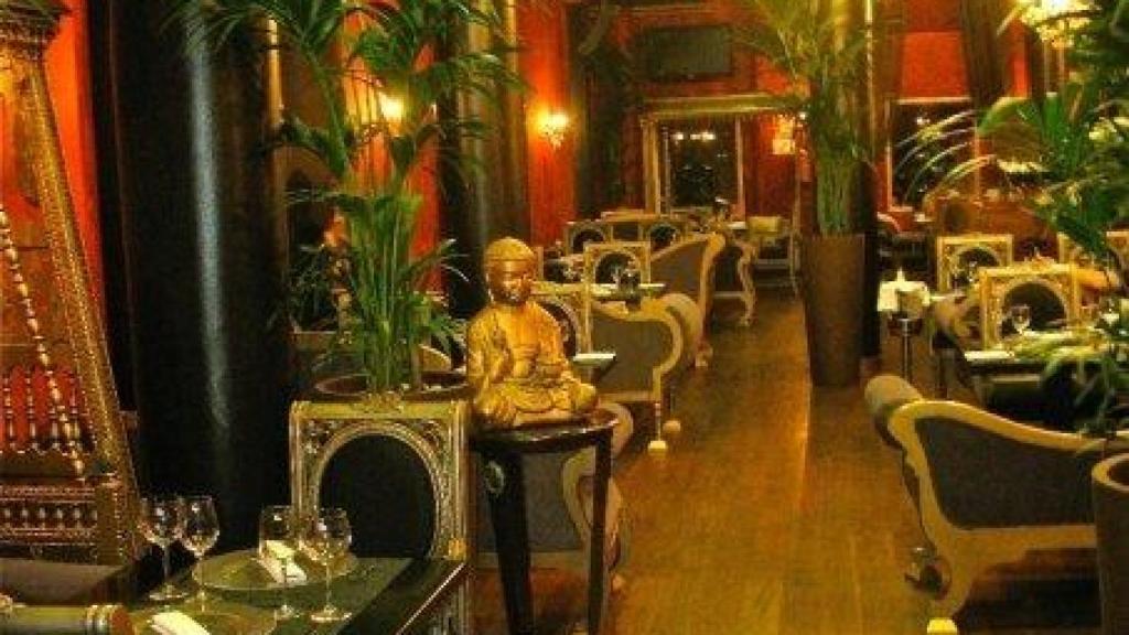 El interior del restaurante Buda de Barcelona