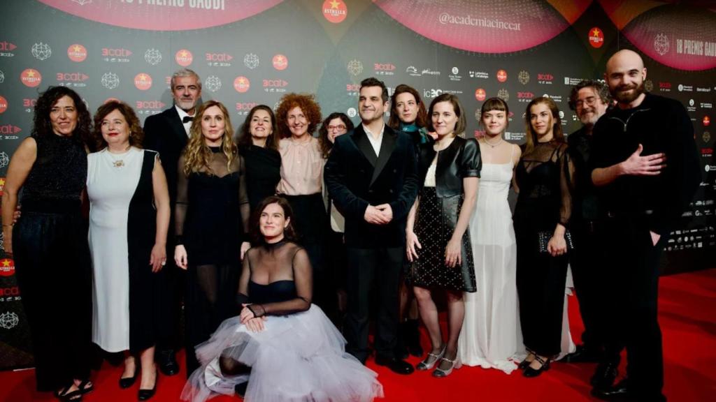 El equipo de 'Romería' en la alfombra roja de los premios Gaudí