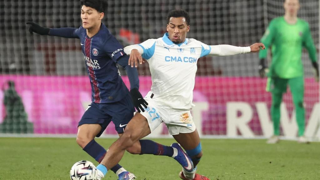 Dro, en su debut con el PSG contra el Olympique
