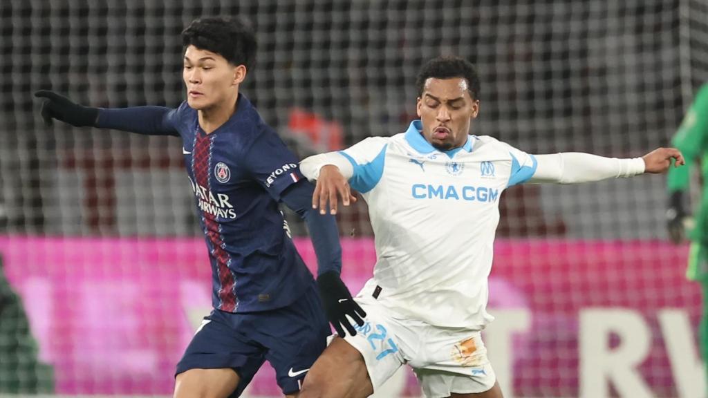 Dro, en el seu debut amb el PSG contra l'Olympique