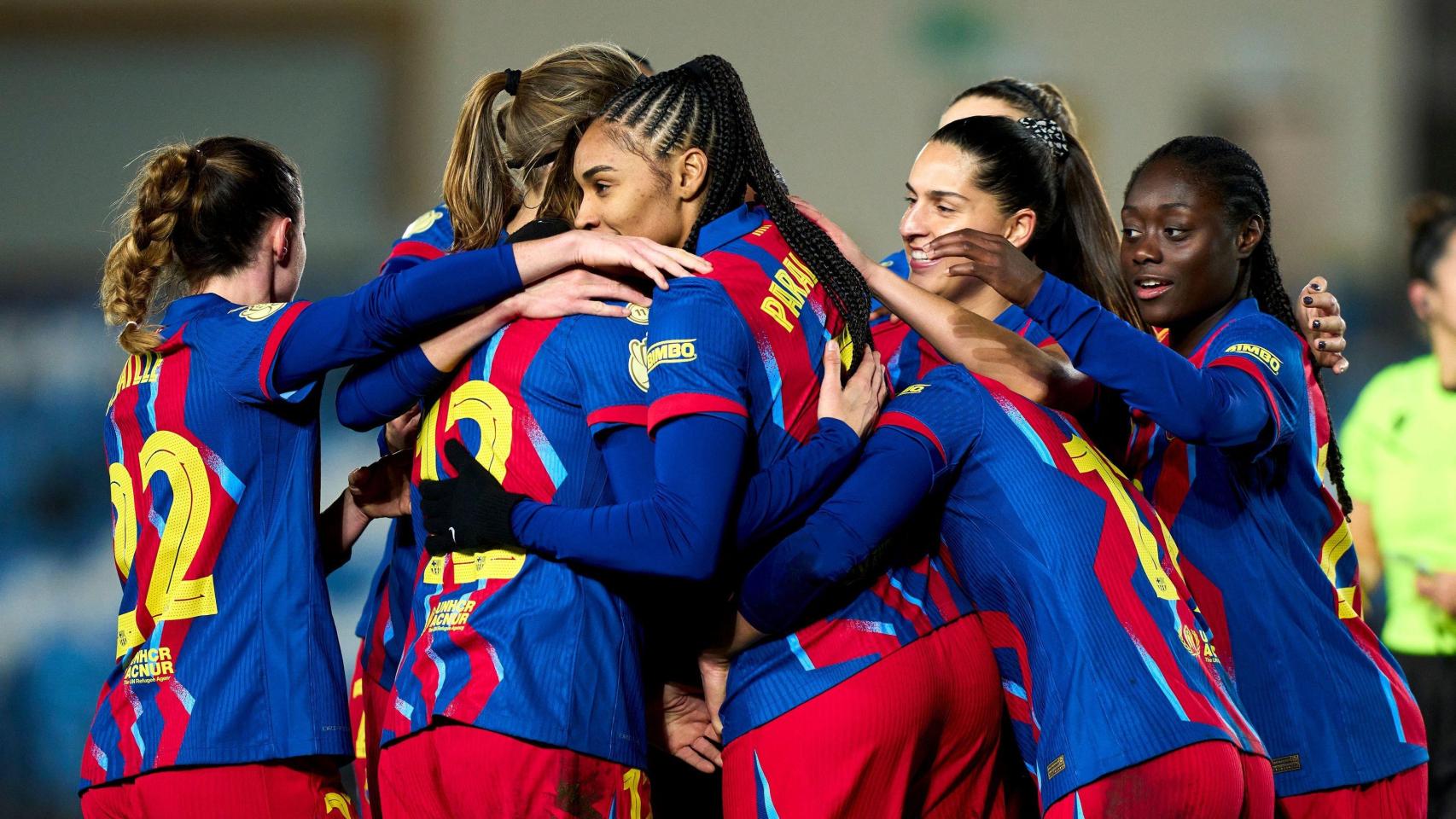 Las jugadoras del Barça Femenino celebran un gol en el clásico de Copa de la Reina contra el Real Madrid