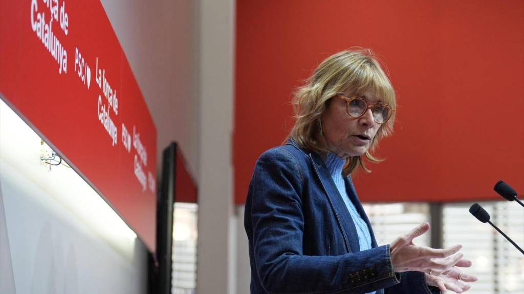 La viceprimera secretaria y portavoz del PSC, Lluïsa Moret, durante una rueda de prensa, en la sede del PSC, a 9 de febrero de 2026, en Barcelona