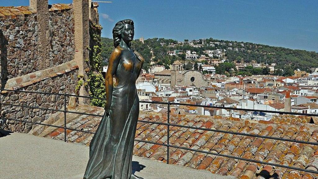 Escultura de Ava Gardner en Tossa de Mar