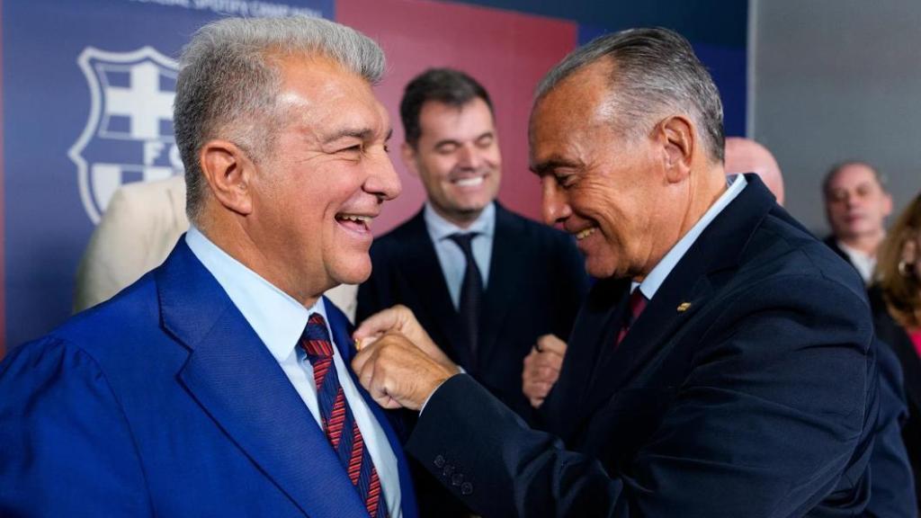 Laporta entrega la presidencia del Barça a su íntimo amigo Rafa Yuste frente a Joan Soler