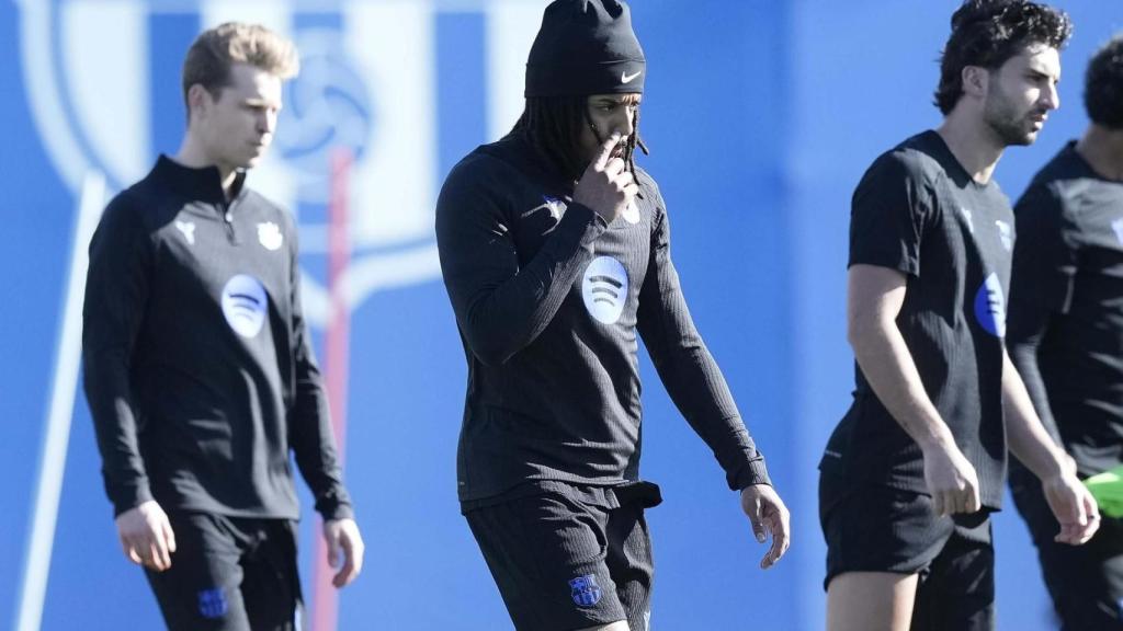 Jules Koundé s'entrena abans de l'Atlètic-Barça de Copa