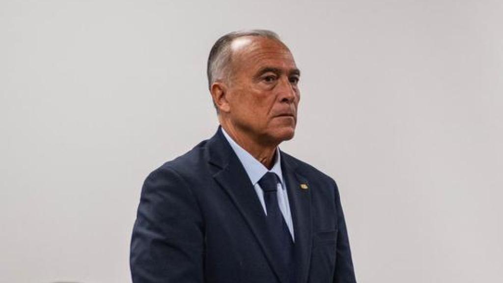 Rafa Yuste, en la despedida de Joan Laporta al vestuario del Barça
