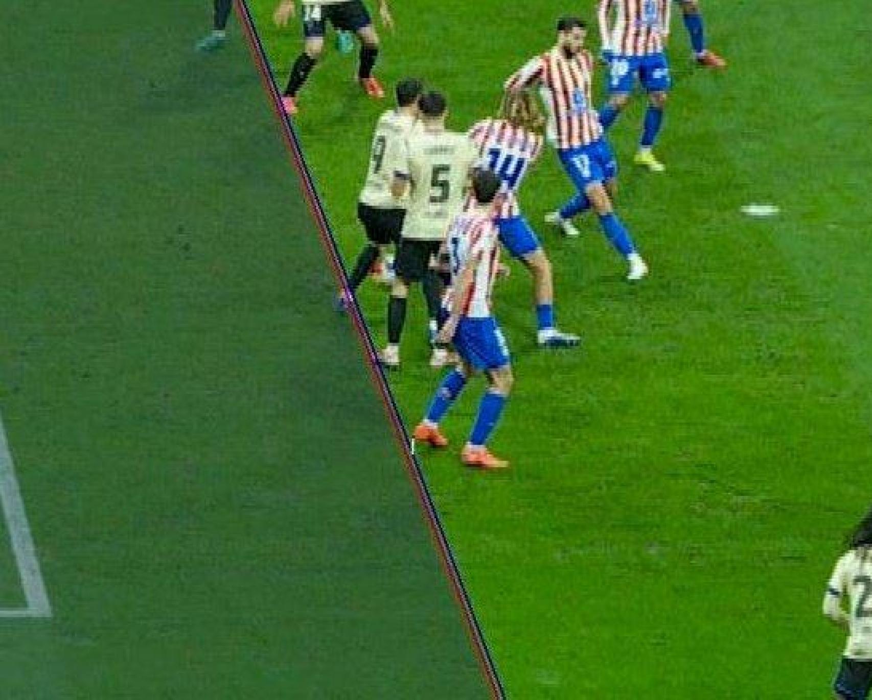 Les línies del fora de joc assenyalat a Robert Lewandowski a l'Atlético de Madrid-Barça de la Copa del Rei