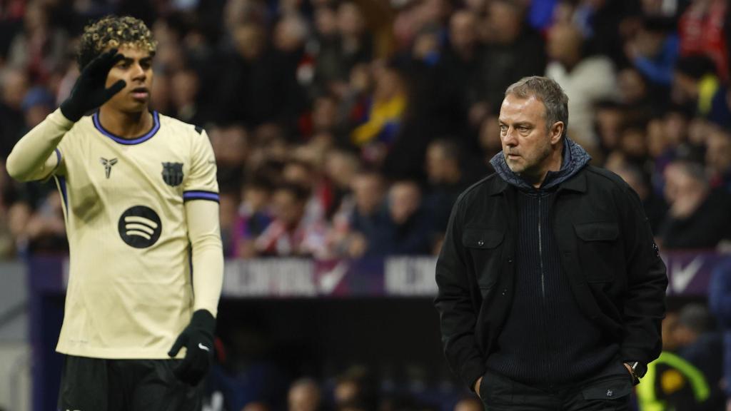 Lamine Yamal y Hansi Flick, las estrellas del Barça acaban abatidas en el Metropolitano