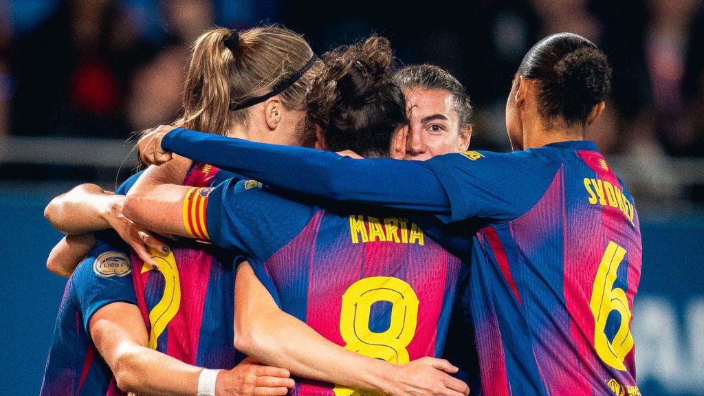 Las jugadoras del Barça Femenino celebran un gol en su partido de la Liga F contra el Eibar