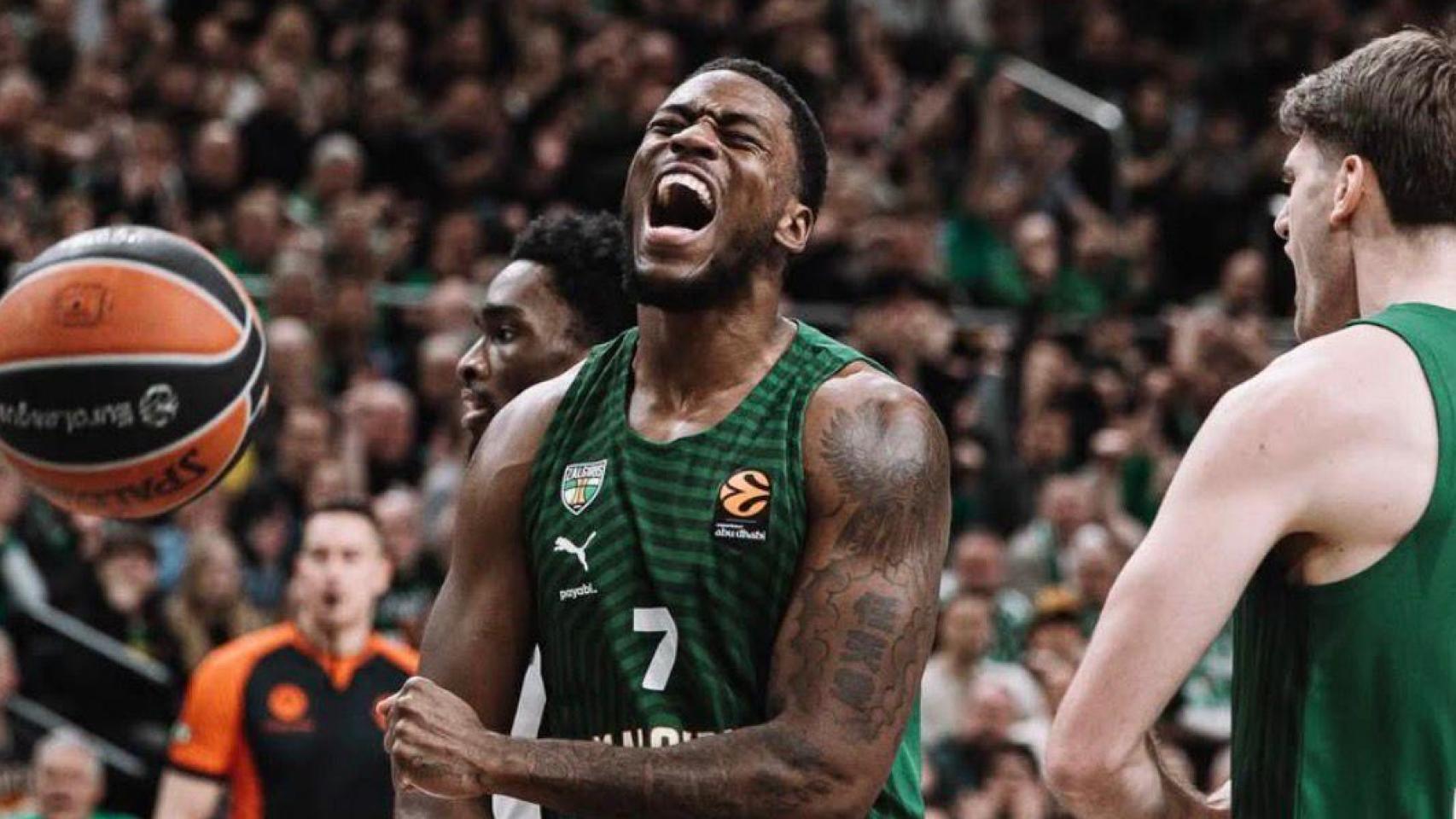Moses Wright, pívot del Zalgiris