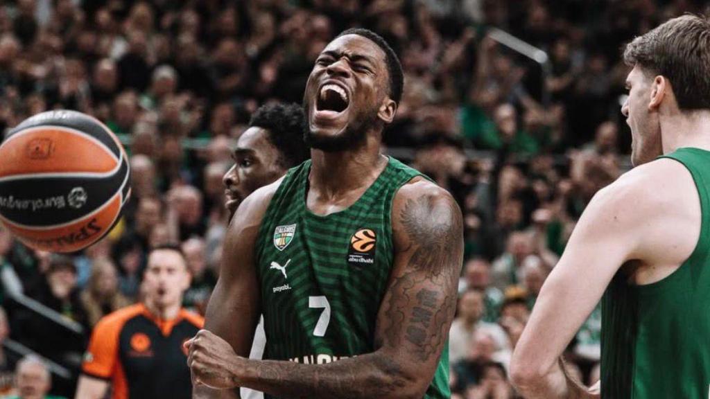 Moses Wright, pívot del Zalgiris