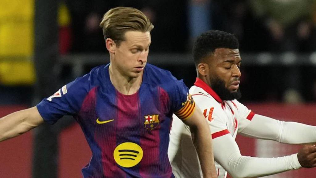 Frenkie de Jong y Lamine Yamal durante el Girona-Barça