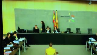 El abogado Francisco Comitre declarando ante el tribunal por el caso 'Cocoon'