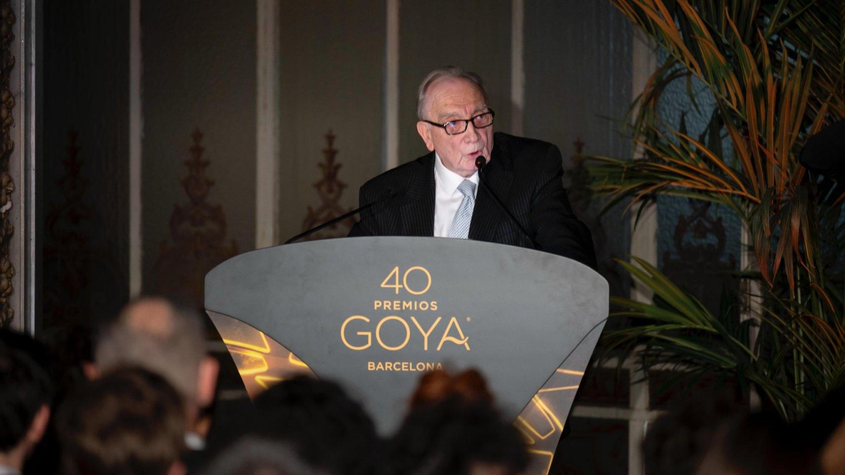 El presidente de la Academia, Fernando Méndez-Leite