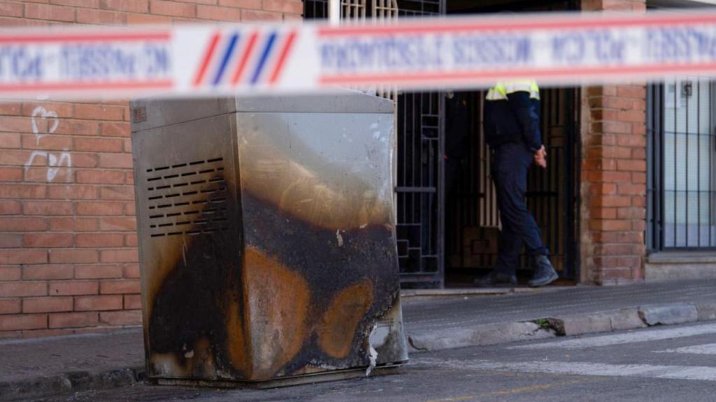 Las calles de Manlleu la mañana después del incendio mortal en un trastero