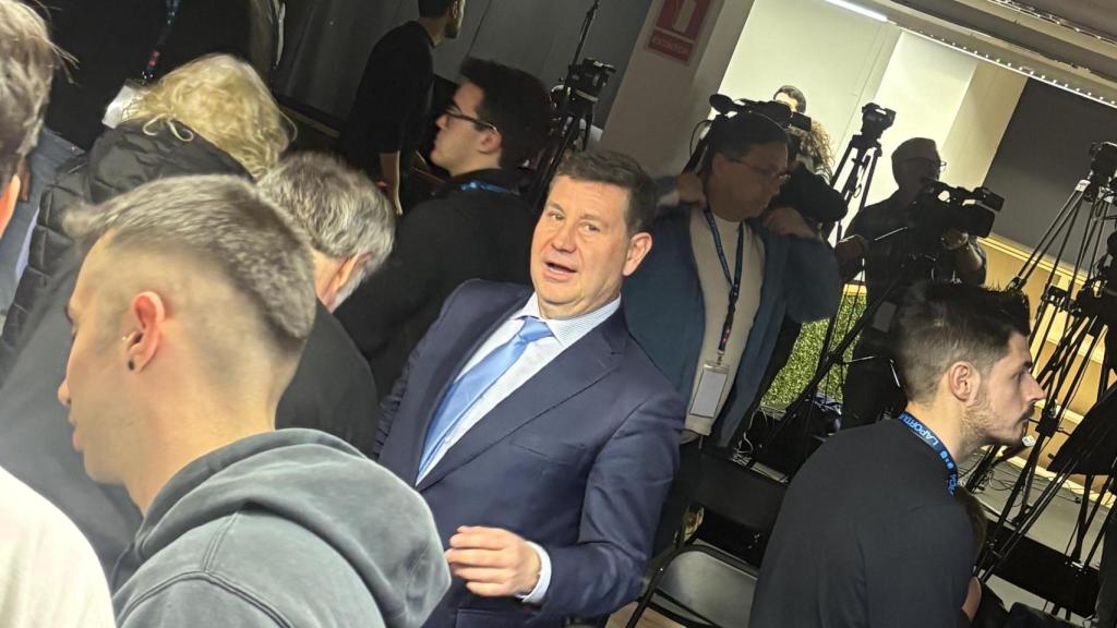 Eduard Romeu acudeix a la presentació de la candidatura de Laporta