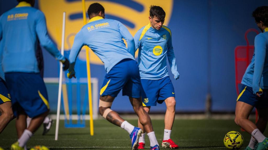 Pedri i Marcus Rashford tornen als entrenaments amb el Barça