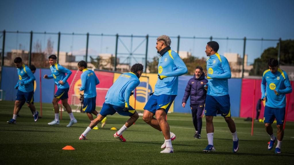 Los jugadores del Barça vuelven a los entrenamientos después de la derrota contra el Girona (2-1)