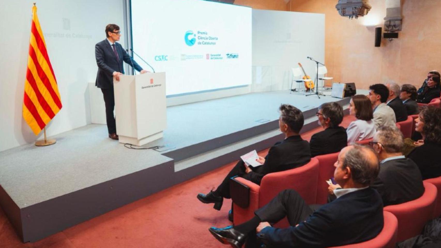 El 'president' Salvador Illa, en la entrega de los Premios Ciencia Oberta esta semana en la Generalitat