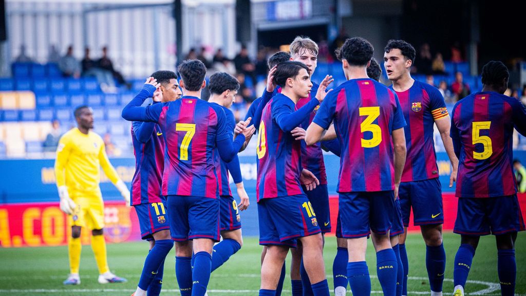 Los jugadores del Barça B celebran un gol contra el Andorra en la Copa Catalunya