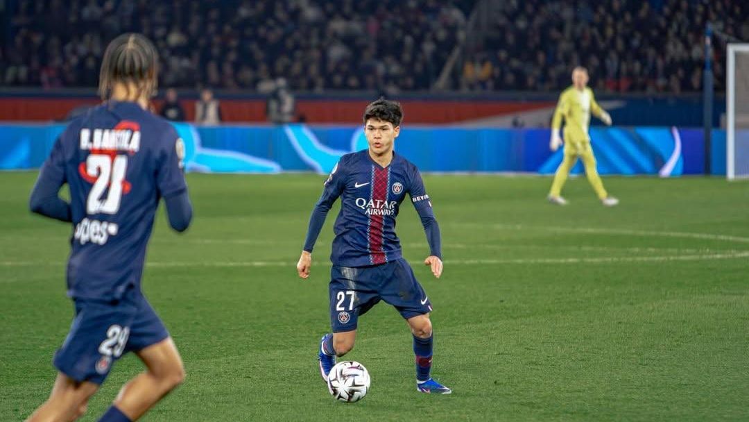 Dro Fernández estrena titularidad con el PSG ante el Metz