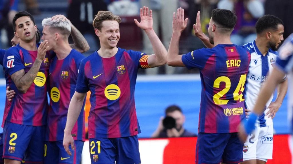 Frenkie de Jong celebra su gol en el Barça-Levante de la Liga