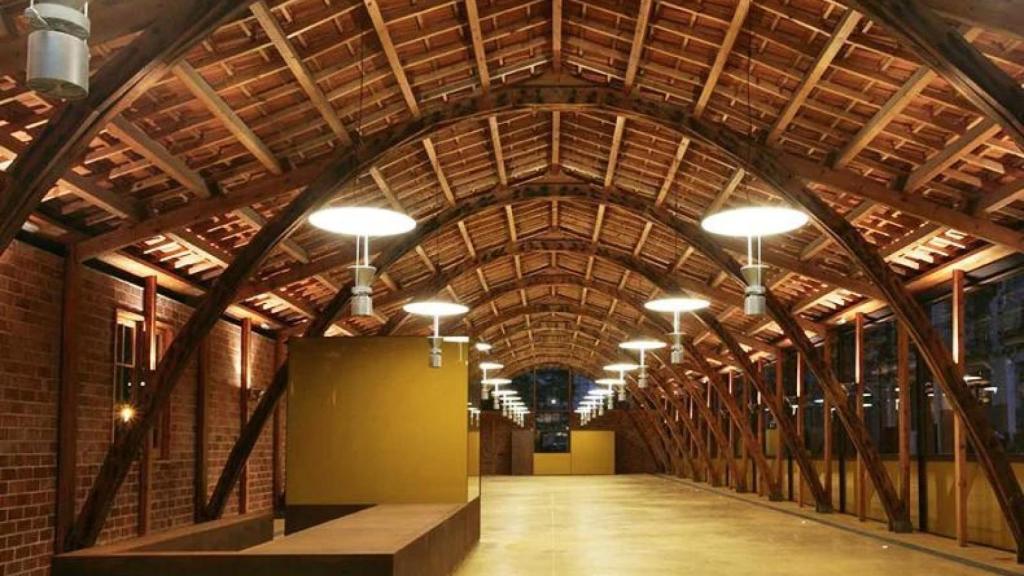 Interior de la nau de la Obrera Mataronense