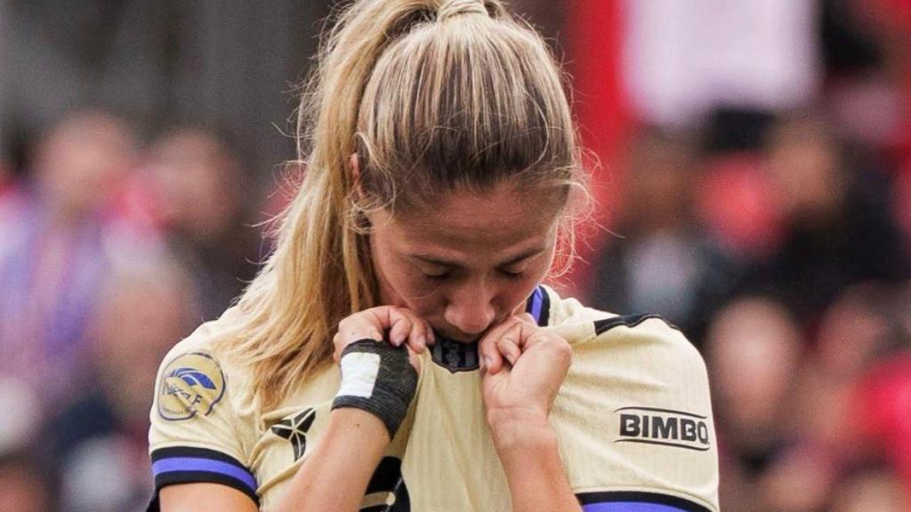 Laia Aleixandri celebra un gol con el Barça Femenino