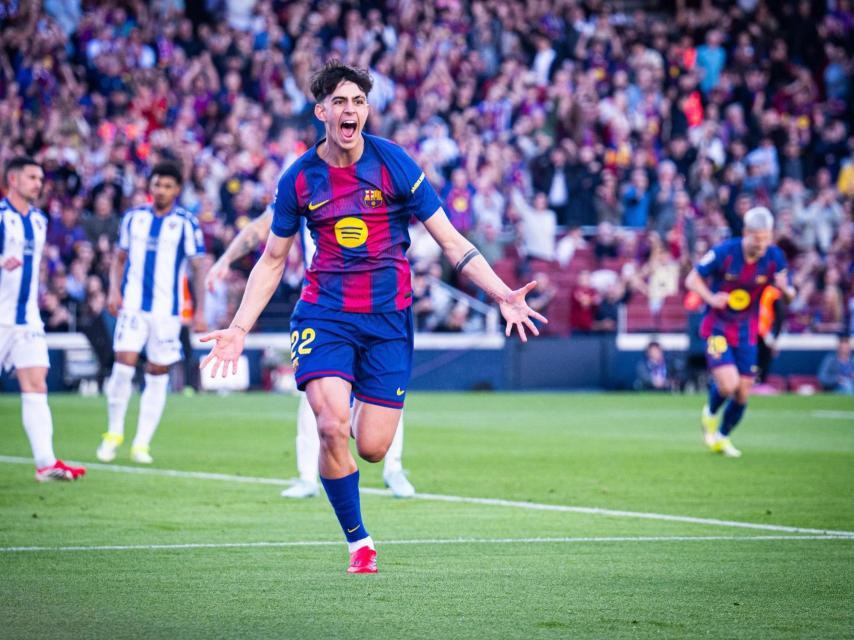 Marc Bernal, feliz tras marcar al Levante