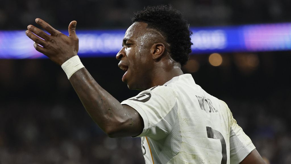 Vinicius Jr celebra su gol en el Real Madrid-Benfica