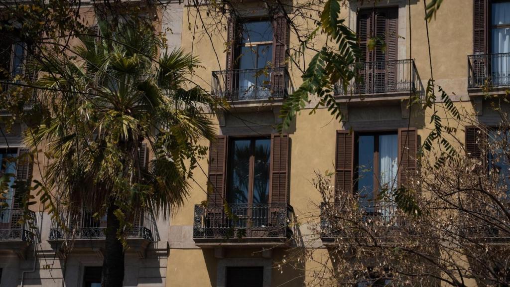 Edificio residencial en Barcelona / EP