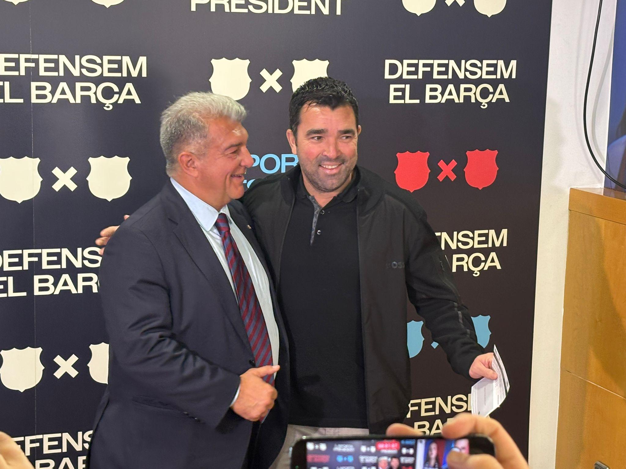 Deco presenta su firma en apoyo a Joan Laporta en las elecciones del Barça