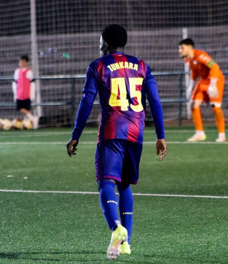 Ebrima Tunkara debuta amb el Barça B a Segona RFEF als 15 anys